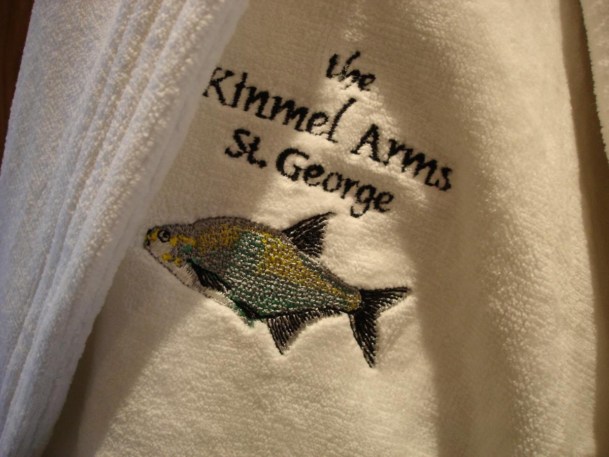 The Kinmel Arms Hotel Abergele Luaran gambar