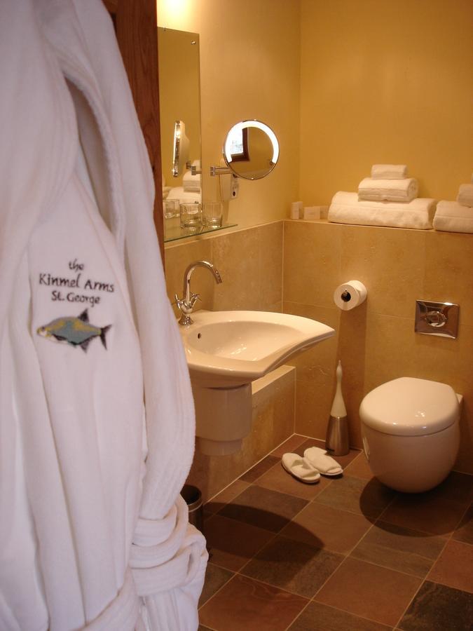 The Kinmel Arms Hotel Abergele Bilik gambar