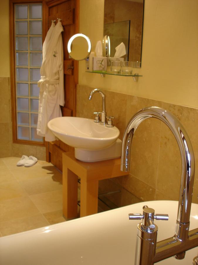 The Kinmel Arms Hotel Abergele Bilik gambar